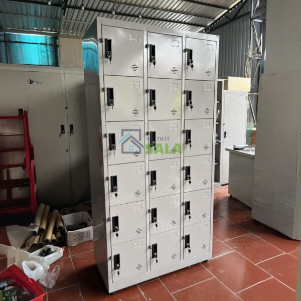 Tủ Locker sắt 18 ngăn