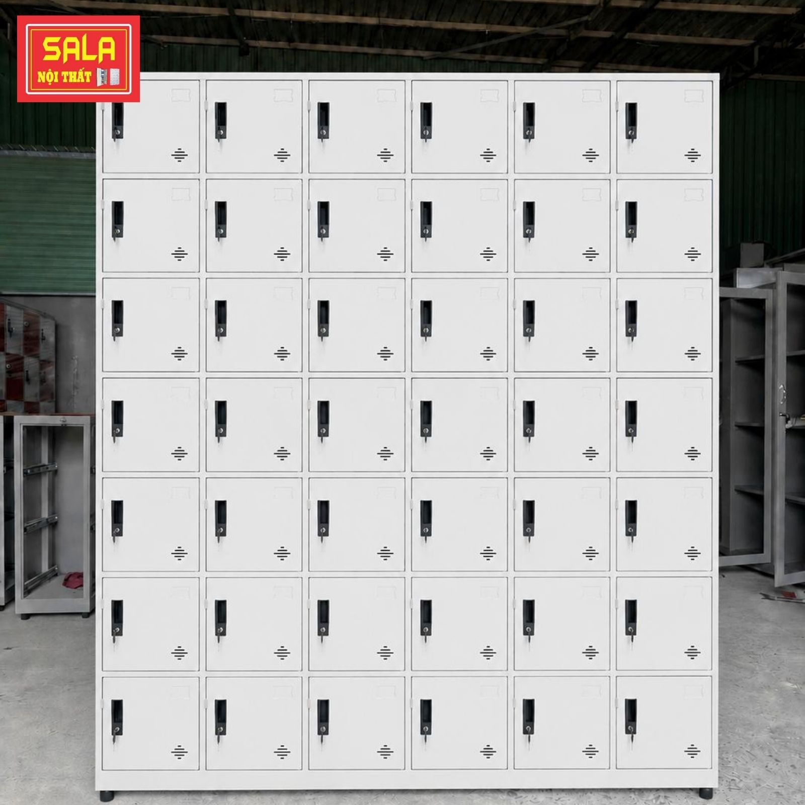 TỦ LOCKER 42 NGĂN CỘT NỔI